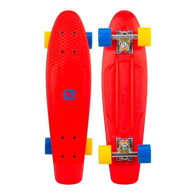 rødt skateboard med farvede hjul