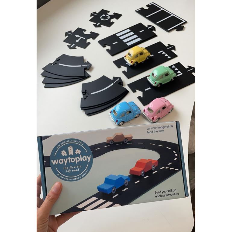 Fleksibel bilbane til legetøjsbiler