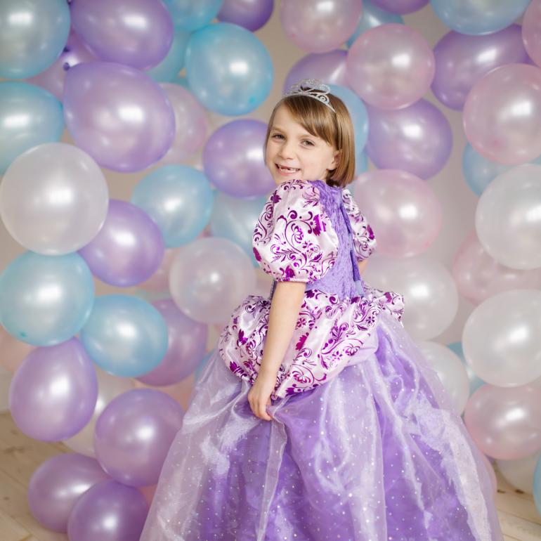 Royal Pretty Prinsesse kjole, Lilla - 5 - 6 år - GP detail side princesse