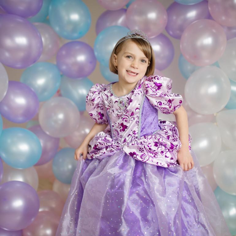 Royal Pretty Prinsesse kjole, Lilla - 5 - 6 år - GP glad