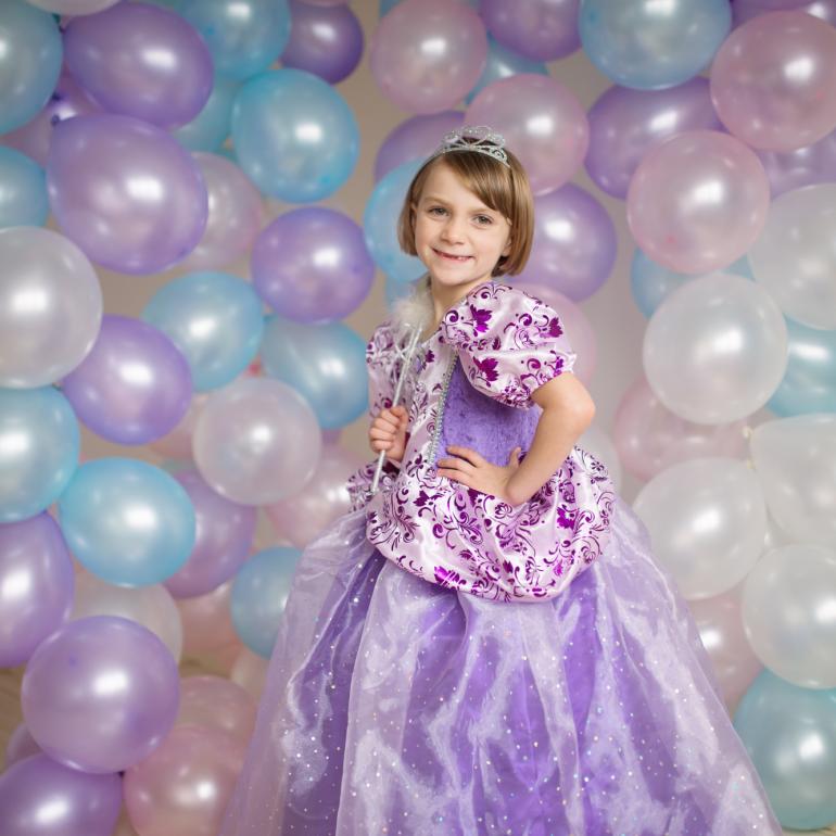 Royal Pretty Prinsesse kjole, Lilla - 5 - 6 år - GP hand side